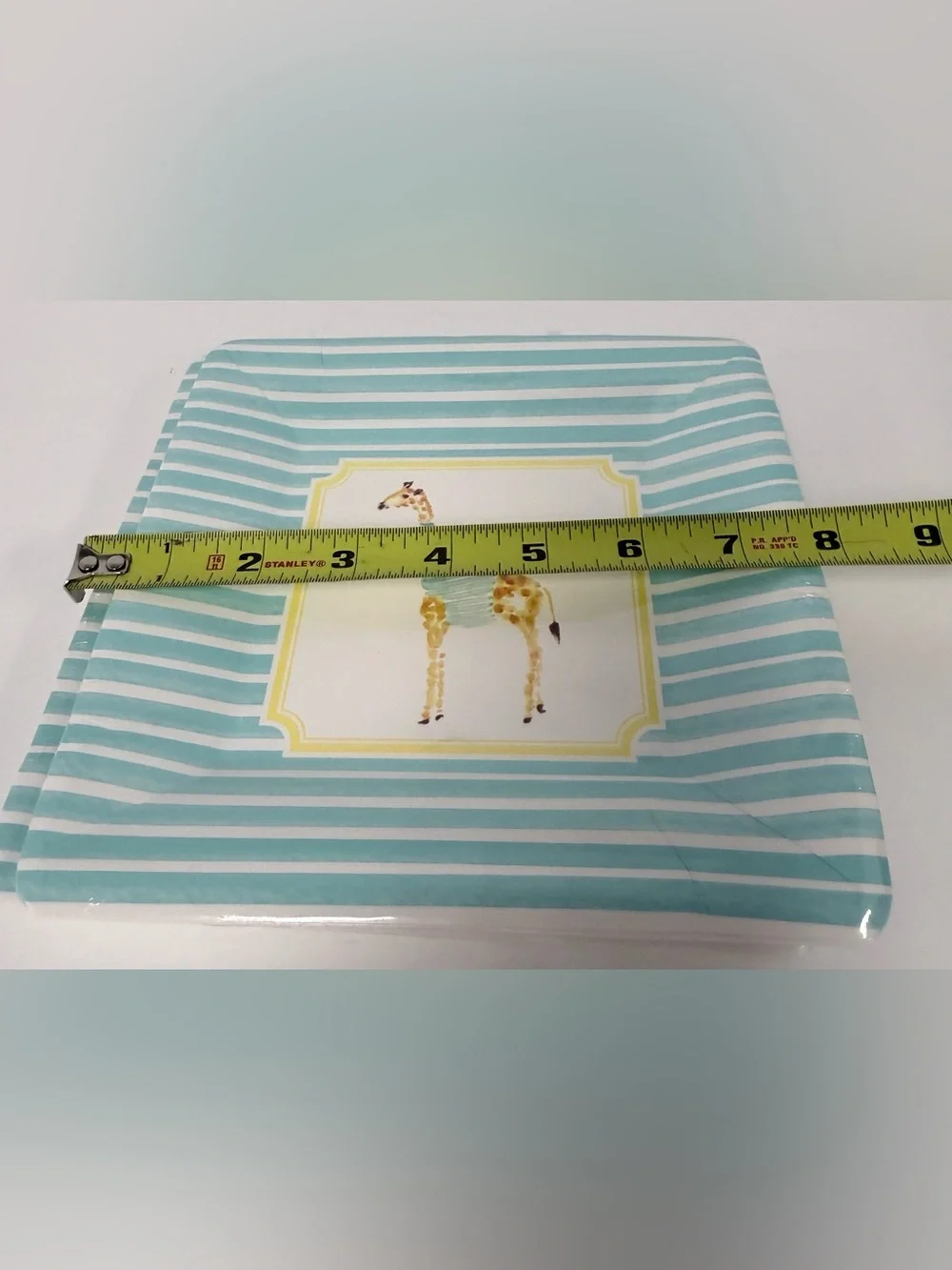 2 Square Salad Paper Plates Boston International 8-Count 7